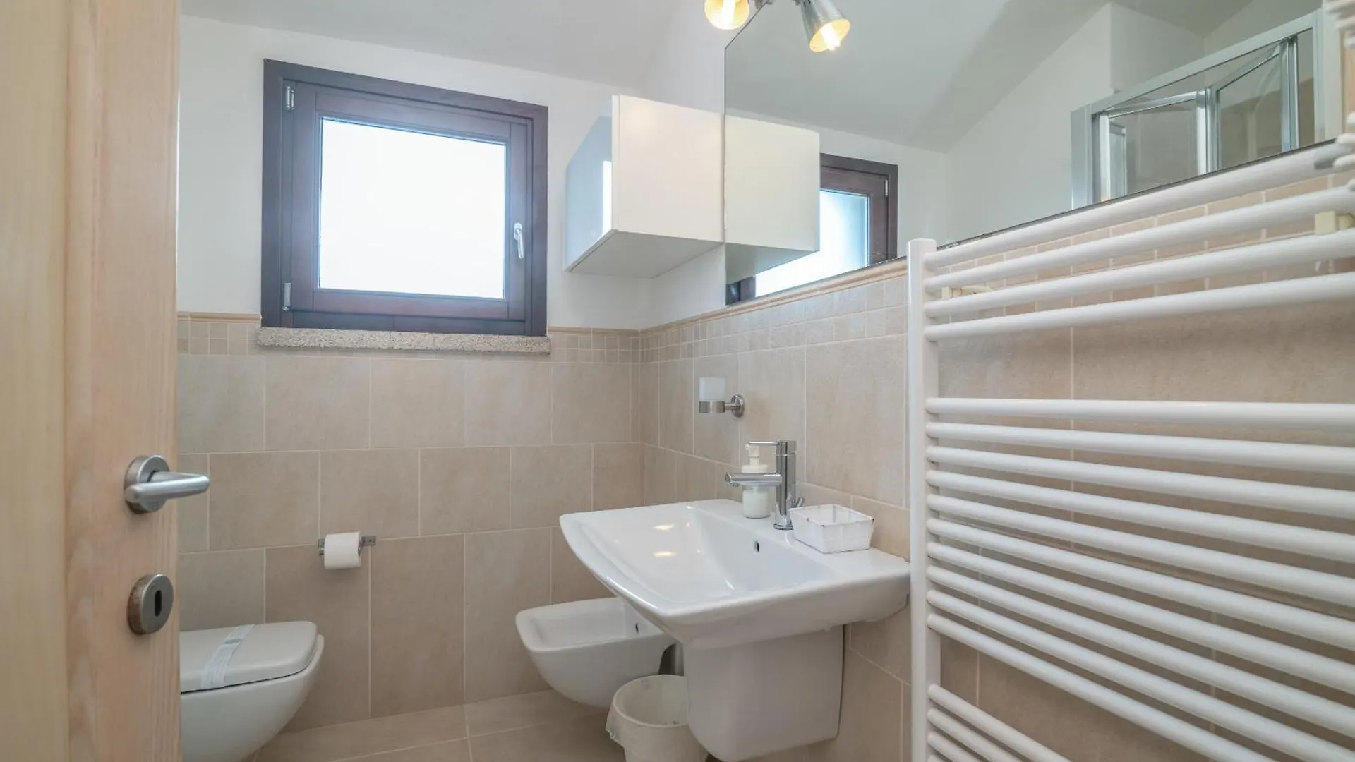 شقة C 306 Attico Puntavilla Mare لا ماداّلينا