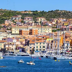 Hotel apartamentowy Ahr Leonis, La Maddalena (Sassari)